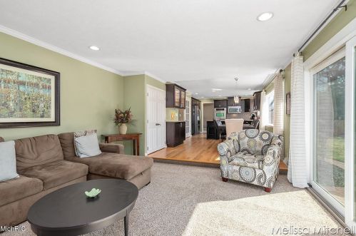 2716 Hampshire Blvd, Grand Rapids MI 49506-4774 exterior