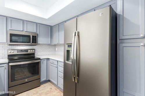 134 Beck Ln, Phoenix AZ 85032-3812 exterior