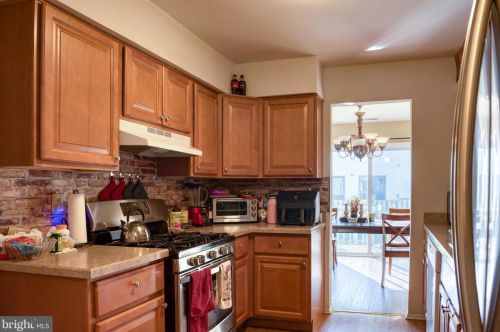 8 Bayleaf Dr, Lumberton Township NJ 08048-4228 exterior