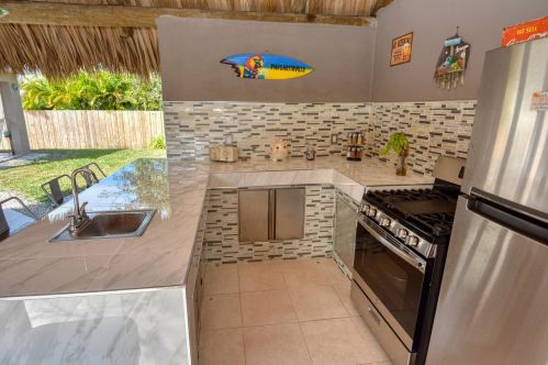 1761 Bradway Ln, Fort Pierce FL 34953-1621 exterior