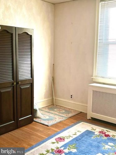 6256 Erdrick St, Philadelphia PA 19135-2602 exterior