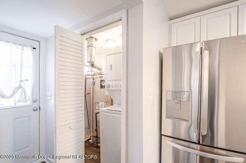 469 Center Ave, Middletown NJ  07748-5370 exterior