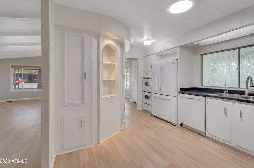 25850 Montana Ave, Chandler AZ 85248-6476 exterior