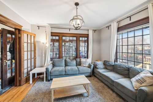 686 Duluth St, Saint Paul MN  55106-4710 exterior