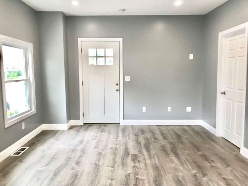 52 Laurel St, Concord NH  03301-3651 exterior