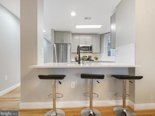 812 11 St, Washington DC 20002-3739 exterior