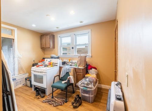 1413 10 Ave, Broadview IL 60153-1537 exterior