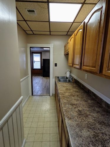 26 Mendon St, Worcester MA 01604-4804 exterior