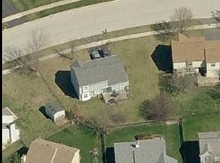 2585 Ridge Rd, Aurora IL  60504-6067 exterior