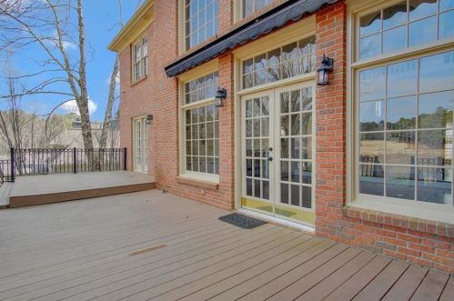 404 Colonsay Dr, Duluth GA 30097-4406 exterior