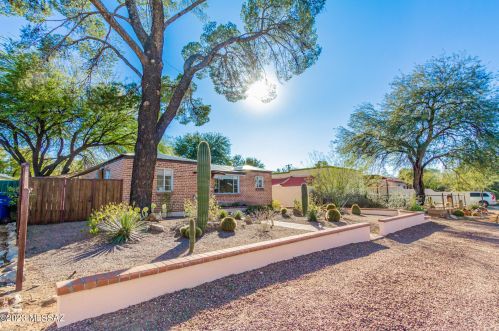 3014 Lester St, Tucson AZ  85716-3126 exterior