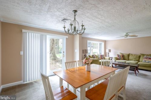 15 Delaware Ave, Trenton NJ 08628-2002 exterior