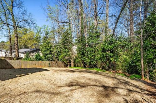 1055 Church St, Smyrna GA exterior