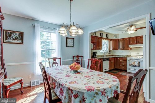 420 Hidden Vly Rd, Chester PA 19014-2534 exterior