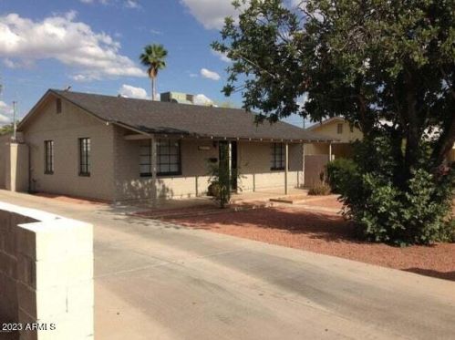 9427 1st Ave, Phoenix AZ  85021-2401 exterior