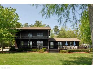 160 Pine St, Hertford, NC 27944-9263