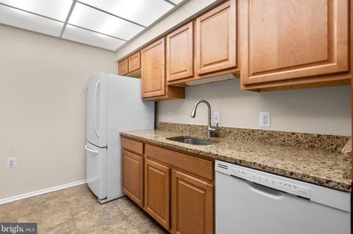 3701 Bloomsbury Ct, Silver Spring, MD 20906-1405