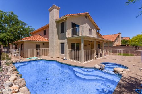 8040 Prickly Poppy Dr, Tucson AZ  85715-4350 exterior