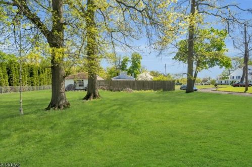 130 Old York Rd, Bridgewater NJ 08807-2686 exterior