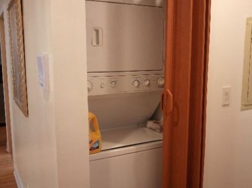 2307 Rosemont Ave, Chicago IL 60659-2021 exterior