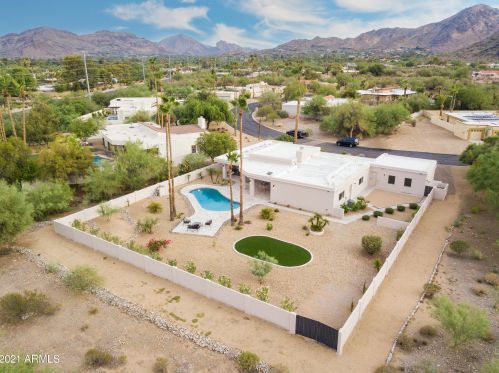 9919 47th Pl, Phoenix AZ  85028-4242 exterior