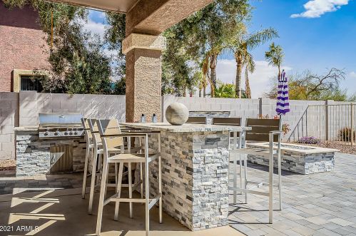 2883 Birchwood Pl, Chandler AZ 85249-5572 exterior