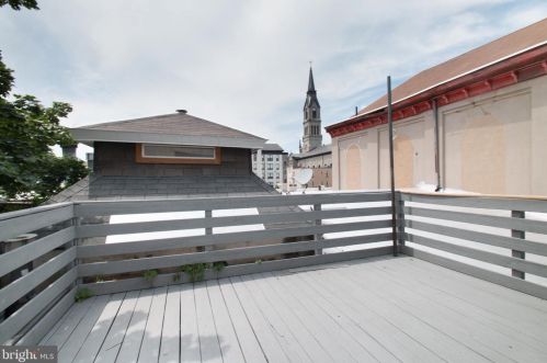 1144 4 St, Philadelphia PA 19133-3208 exterior