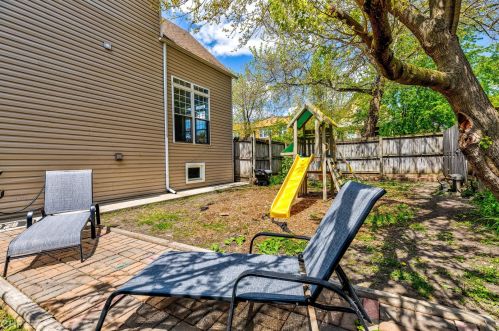 4951 Medill Ave, Chicago IL 60647-2424 exterior