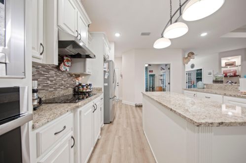 9088 Tara Cir, Milton FL 32583-8147 exterior