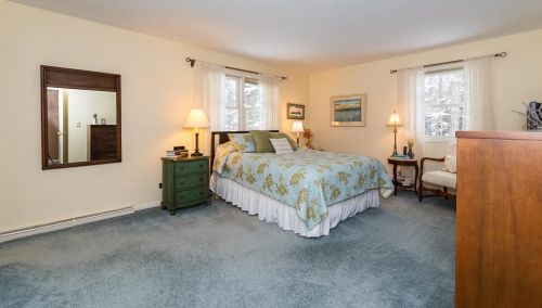 2910 5 St, Kalamazoo MI 49009-8589 exterior