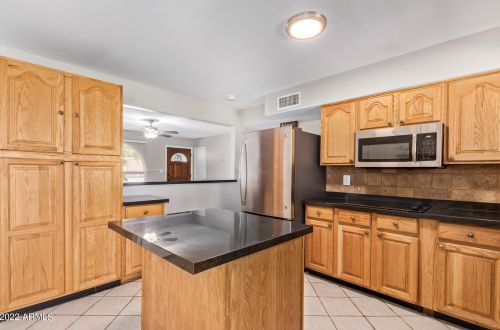 1326 Ivanhoe St, Chandler AZ  85225-5319 exterior