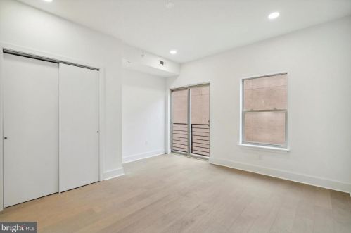 1121 26 St, Philadelphia PA 19146-3849 exterior