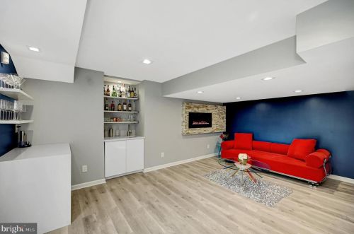 99 York Dr, Princeton NJ 08540-7946 exterior