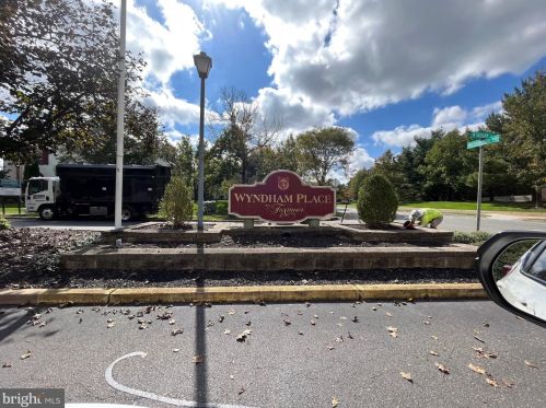 25 Wyndham Pl, Trenton NJ  08691-3121 exterior