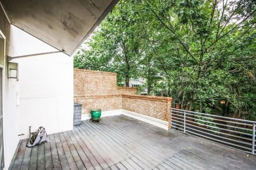 1255 Apple Valley Rd, Atlanta GA  30319-5424 exterior