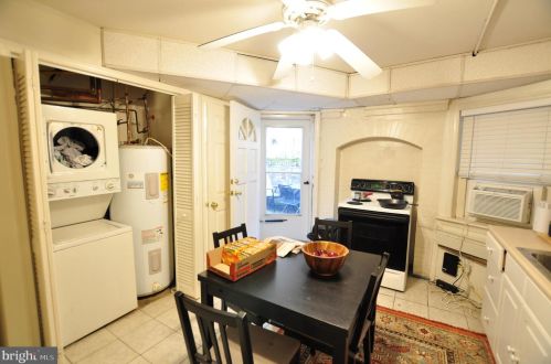 1904 Calvert St, Washington DC 20008-2665 exterior