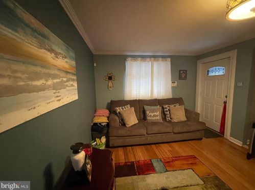 1032 Cayuga St, Philadelphia PA 19124-3840 exterior