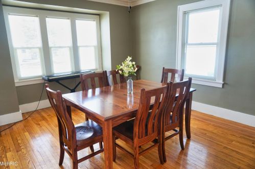 1001 Ardmore, Grand Rapids MI 49507-2710 exterior