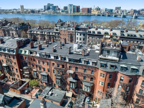 129 Beacon St, Boston MA  exterior