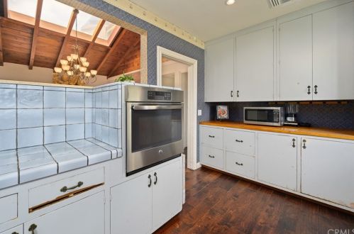 619 Drake Ave, Fullerton CA 92832-1140 exterior