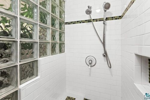 1037 84 Ave, Duluth MN 55808-1404 exterior