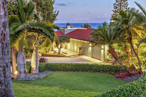 1507 Ehupua Pl, Honolulu, HI 96821-1468