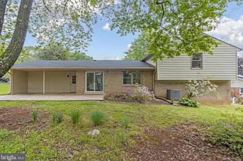 14908 Flintstone Ln, Silver Spring MD 20905-5823 exterior