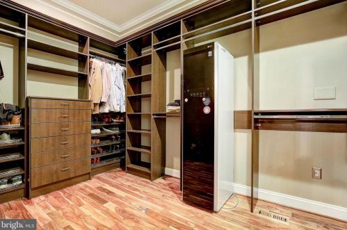 3300 Holland Clf Rd, Huntingtown MD 20639-9722 exterior