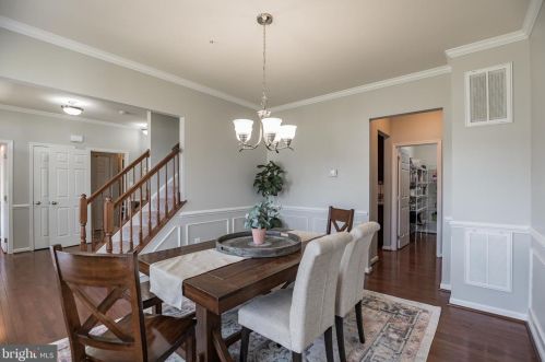 1190 Fairwood Dr, Huntingtown MD 20639-3931 exterior