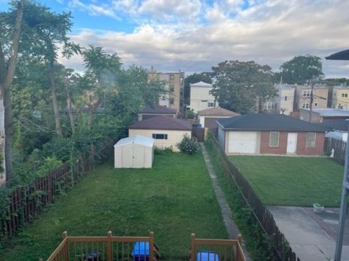 112 Mason Ave, Chicago IL 60651-1044 exterior