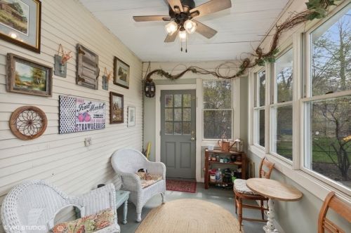 415 Oriole Trl, Bull Valley IL 60014-5934 exterior