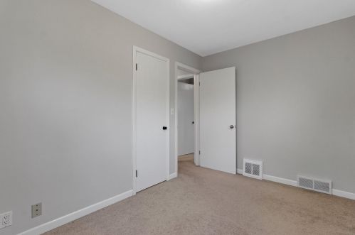 3816 51, Milwaukee WI 53220-2022 exterior