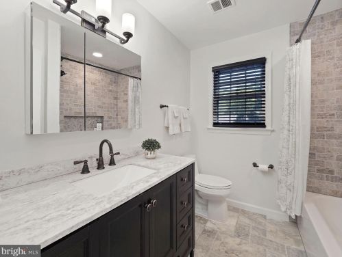 8224 Inverness Holw Ter, Rockville MD 20854-2726 exterior