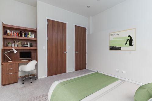 2725 Kenmore Ave, Chicago IL 60614-1305 exterior